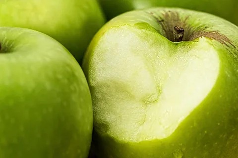 تصویر 1 از خرید و فروش سیب سبز کرمان با شرایط فوق العاده